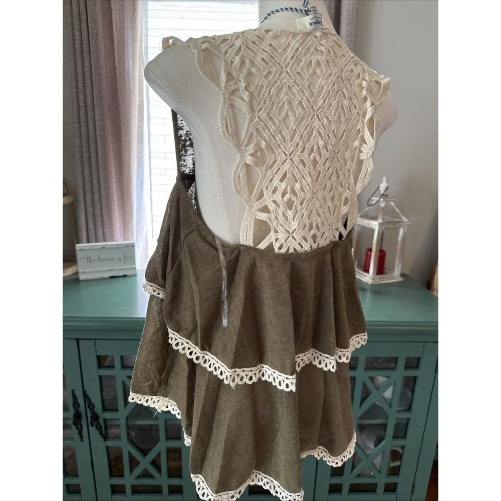 Hayden Los Angeles Sleveless Boho Ruffle Olive Green Hi Lo Top Med - Picture 4 of 10